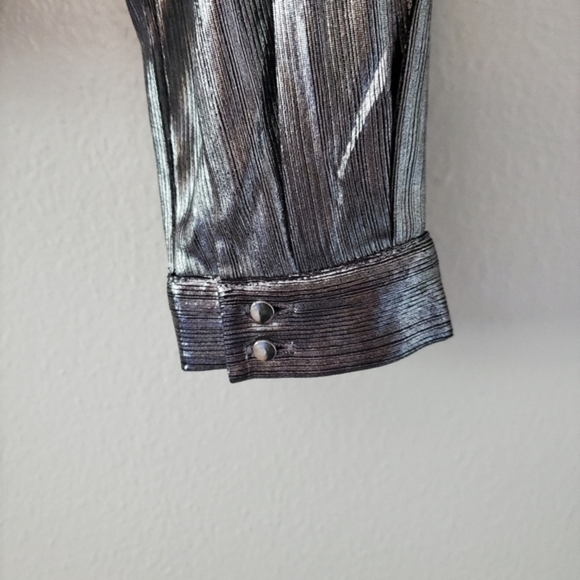 NWT Gentle Fawn Roxanne Silver Metallic Wrap Top‎ - Picture 7 of 7